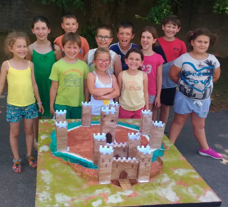 Maquette par l'école de St-Michel-et-Chanveaux