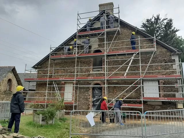 Restauration de la façade du bâtiment administratif du CERGO, image 2