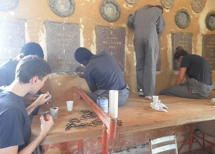 Dorures de plaques commémoratives, image 2